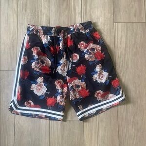 Skull and roses, tattoo inspired print athletic shorts, men’s medium